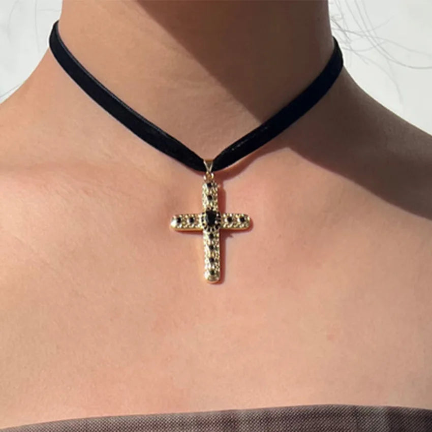 Gothic Ribbon Velvet Cross Necklace for Women Girls Hip-hop Punk Round Black Zircon Pendant Choker