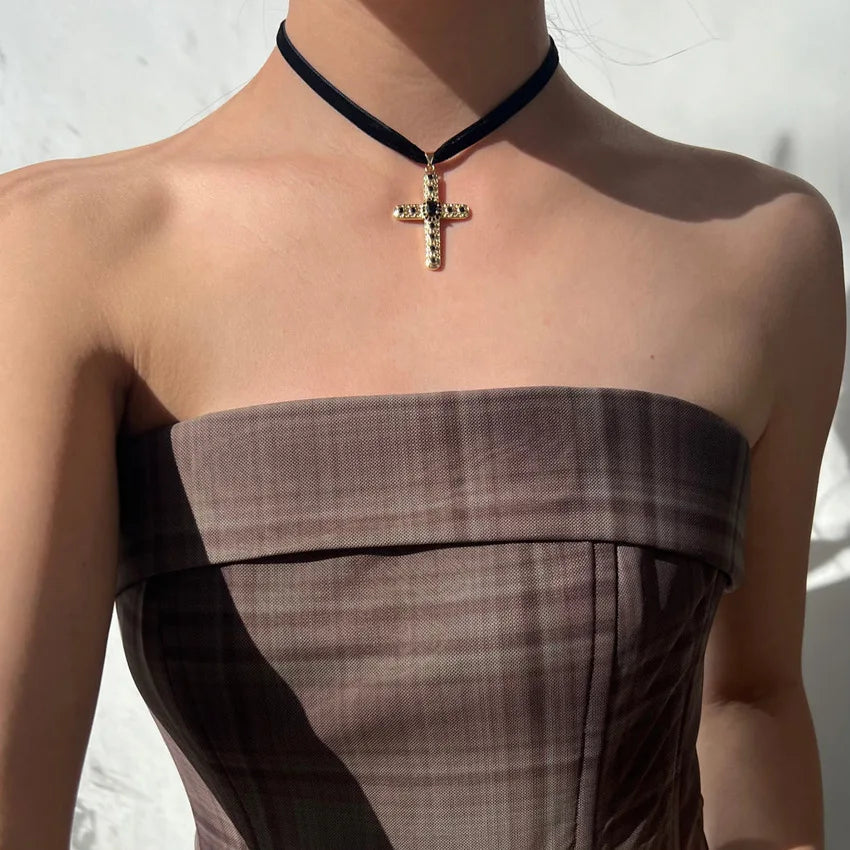 Gothic Ribbon Velvet Cross Necklace for Women Girls Hip-hop Punk Round Black Zircon Pendant Choker